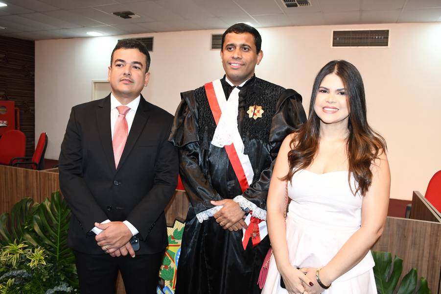 Posse do desembargador Téssio Torres na presidência do TRT-PI