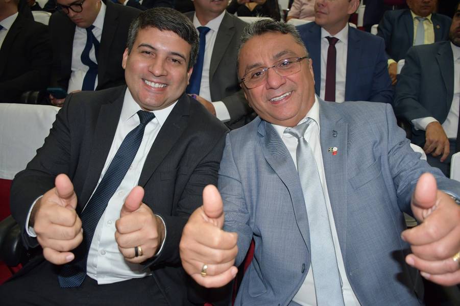 Posse do prefeito, vice-prefeito, vereadores e suplentes em Teresina