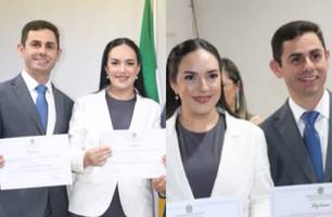 Prefeito e vice-prefeita eleitos de Castelo do Piauí são diplomados em cerimônia (Foto: Reprodução/Instagram) Prefeito e vice-prefeita eleitos de Castelo do Piauí são diplomados em cerimônia (Foto: Reprodução/Instagram)