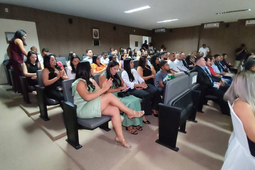 Prefeitos, vices e vereadores de quatro municípios são diplomados em Oeiras