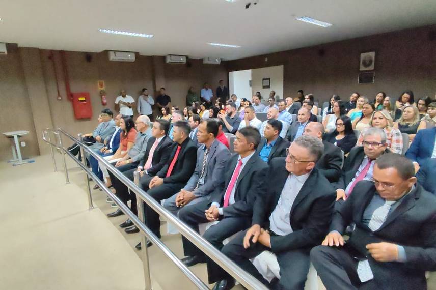 Prefeitos, vices e vereadores de quatro municípios são diplomados em Oeiras