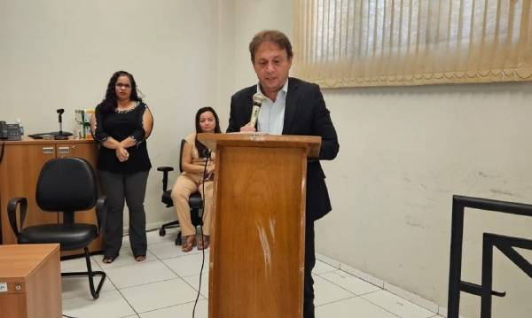 Promotor de Timon é homenageado por atuação em favor da saúde pública