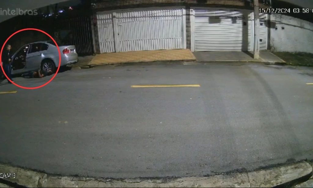 Tentativa de roubo termina com suspeito morto após reação de PM em São Paulo