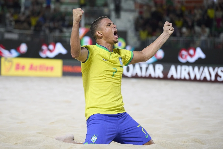 Edson Hulk marcou o gol da vitória do Brasil