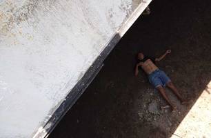 Homem fica ferido após cair de ponte no litoral do Piauí (Foto: Reprodução) Homem fica ferido após cair de ponte no litoral do Piauí (Foto: Reprodução)