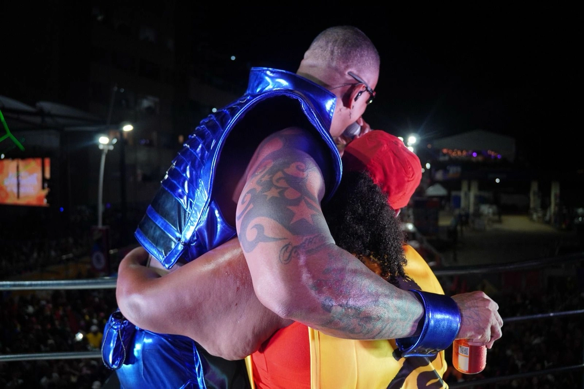 Leo Santana e Tailane Santos Figueiredo