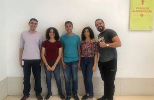 Alunos do IFPI são finalistas da Febrace 2024 e precisam de ajuda pra viajar (Foto: Reprodução) Alunos do IFPI são finalistas da Febrace 2024 e precisam de ajuda pra viajar (Foto: Reprodução)