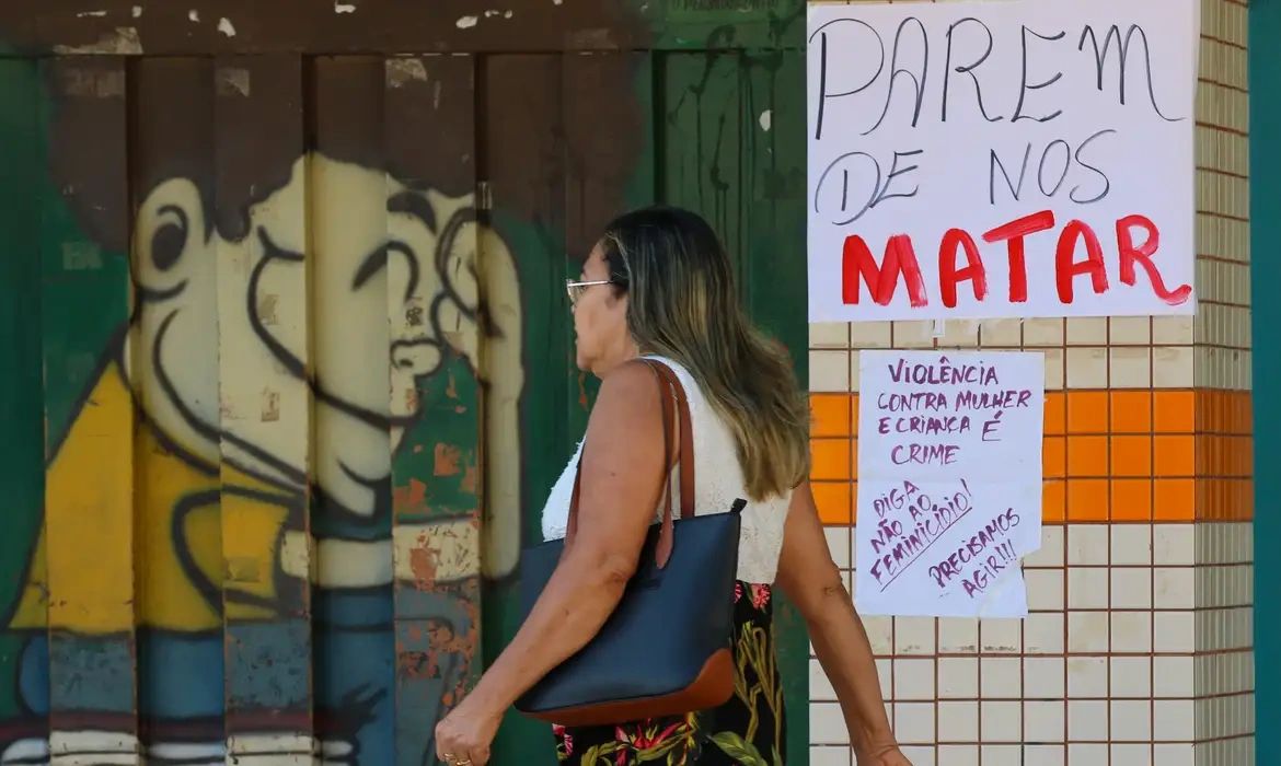 Brasil registrou mais de 10,6 mil feminicídios em oito anos