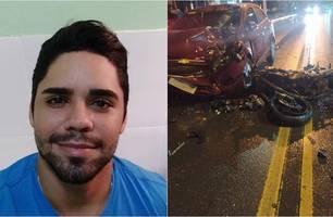 Colisão entre moto e carro (Foto: Reprodução) Colisão entre moto e carro (Foto: Reprodução)