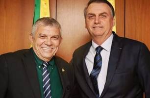 Delegado Cavalcante e Bolsonaro (Foto: Reprodução)