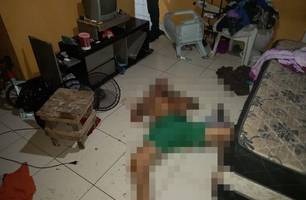 Homem é assassinado a tiros dentro da prórpia residência na zona Norte de Teresina (Foto: Reprodução) Homem é assassinado a tiros dentro da prórpia residência na zona Norte de Teresina (Foto: Reprodução)