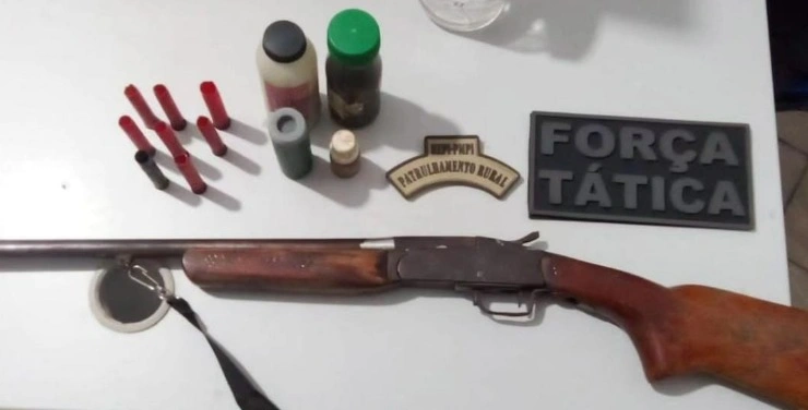 Material apreendido na residência do acusado