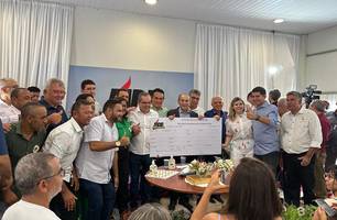 MDB realiza evento de filiação com pré-candidatos de municípios do Piauí (Foto: James Rodrigues/Conecta Piauí) MDB realiza evento de filiação com pré-candidatos de municípios do Piauí (Foto: James Rodrigues/Conecta Piauí)
