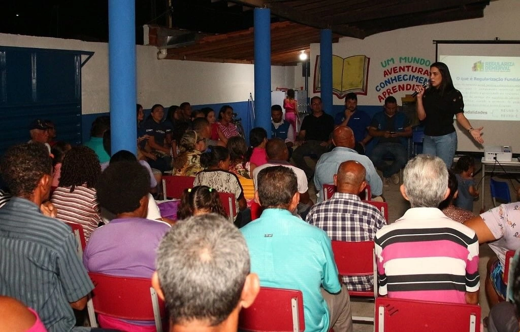 Prefeitura de Dermeval Lobão promove audiência pública para regularizar imóveis