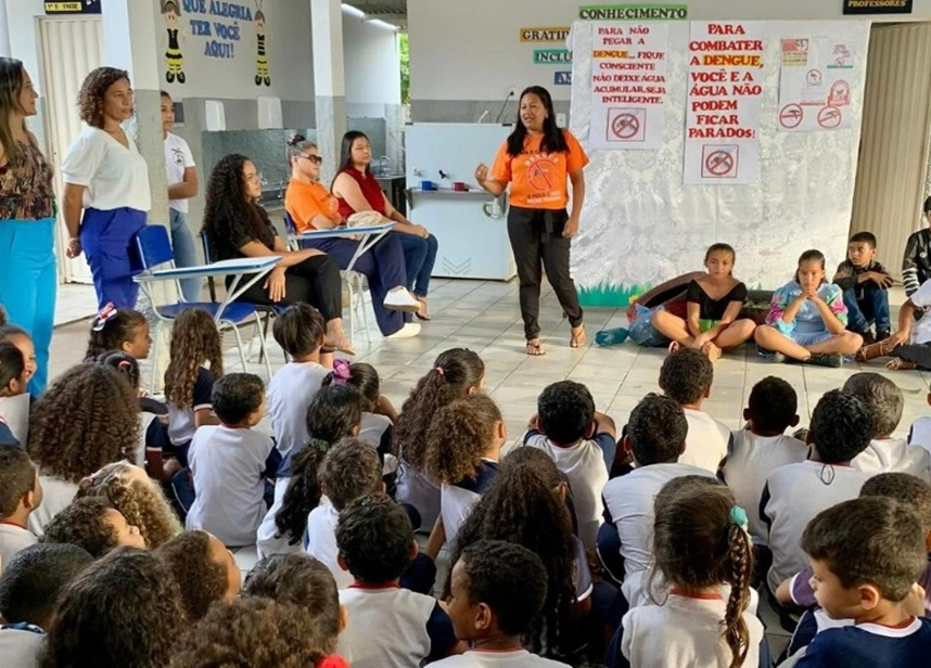 Visita dos agentes da Secretaria Municipal de Saúde de Baixa Grande do Ribeiro