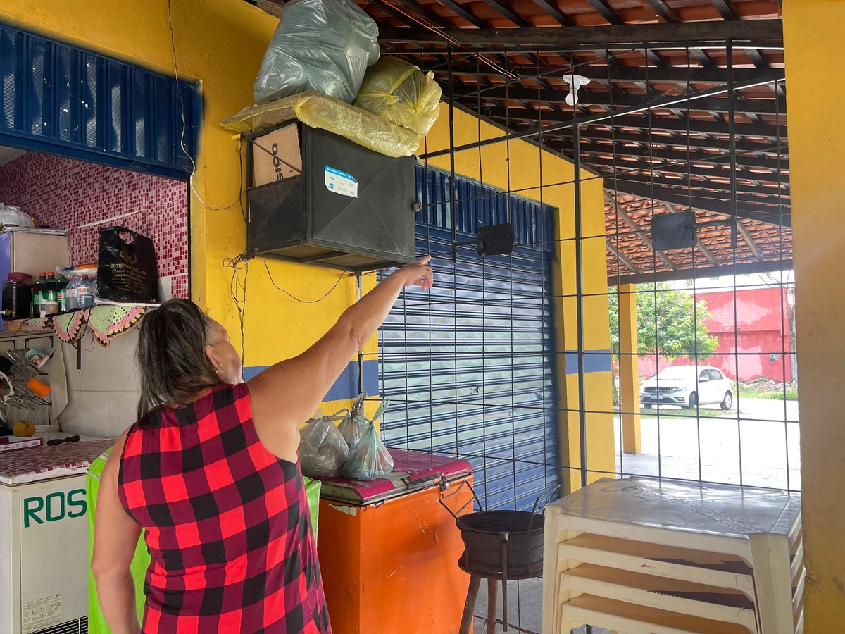 Falha na estrutura e segurança afeta permissionários do mercado do Renascença I