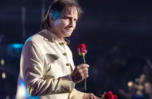 Roberto Carlos faria show de aniversário (Foto: Globo/Fábio Rocha) Roberto Carlos faria show de aniversário (Foto: Globo/Fábio Rocha)