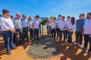 Governador inaugura pista de pouso em Uruçuí que vai permitir voos noturnos (Foto: Reprodução / Governo do Piauí) Governador inaugura pista de pouso em Uruçuí que vai permitir voos noturnos (Foto: Reprodução / Governo do Piauí)