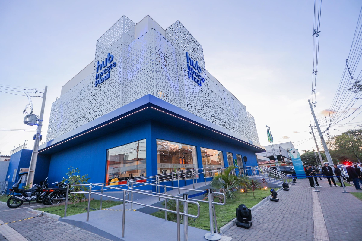 Governador Rafael Fonteles inaugura Hub da Investe Piauí em Teresina