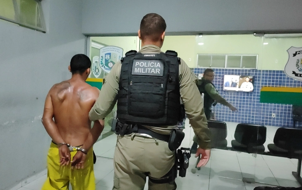 Jorge Bezerra foi encaminhado à Central de Flagrantes