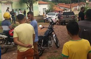 Local foi isolado pela polícia (Foto: Reprodução) Local foi isolado pela polícia (Foto: Reprodução)