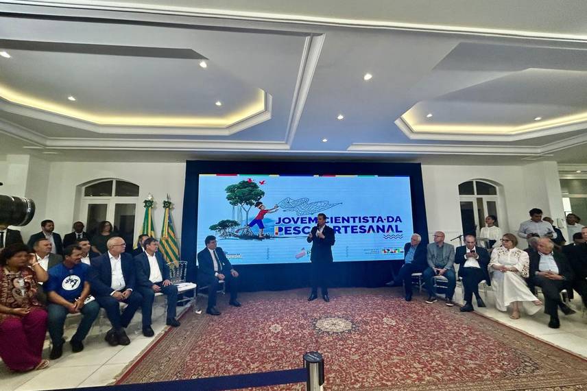 Ministro André de Paula e Rafael Fonteles lançam Jovem Cientista da Pesca Ministro André de Paula e Rafael Fonteles lançam Jovem Cientista da Pesca