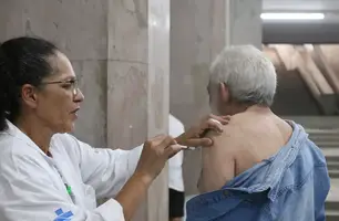 Saúde lança nova campanha de vacinação contra covid-19 (Foto: Rovena Rosa/Agência Brasil) Saúde lança nova campanha de vacinação contra covid-19 (Foto: Rovena Rosa/Agência Brasil)