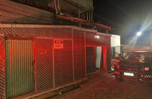 Casal foi assassinado a tiros dentro da propria casa na zona Norte de Teresina (Foto: Reprodução) Casal foi assassinado a tiros dentro da propria casa na zona Norte de Teresina (Foto: Reprodução)