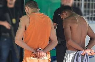 Membros do Bonde dos 40 e Comando Vermelho (Foto: Reprodução) Membros do Bonde dos 40 e Comando Vermelho (Foto: Reprodução)