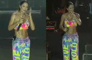 Peido faz cantora se irritar e interromper show: ‘carniça demais’ (Foto: Reprodução) Peido faz cantora se irritar e interromper show: ‘carniça demais’ (Foto: Reprodução)