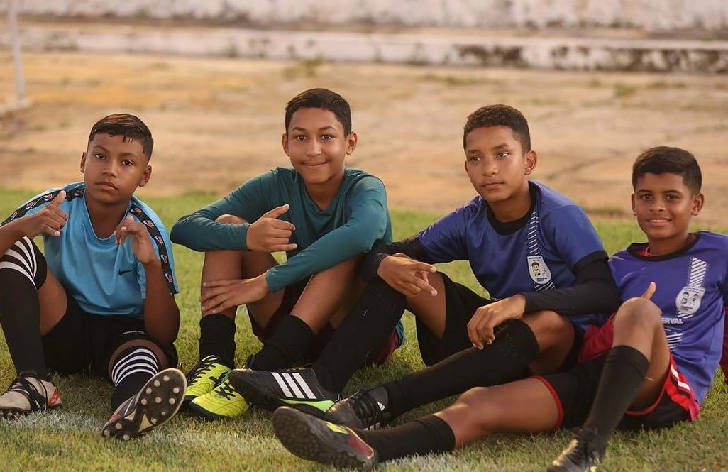 Prefeitura de Demerval Lobão inicia atividades da escolinha de futebol