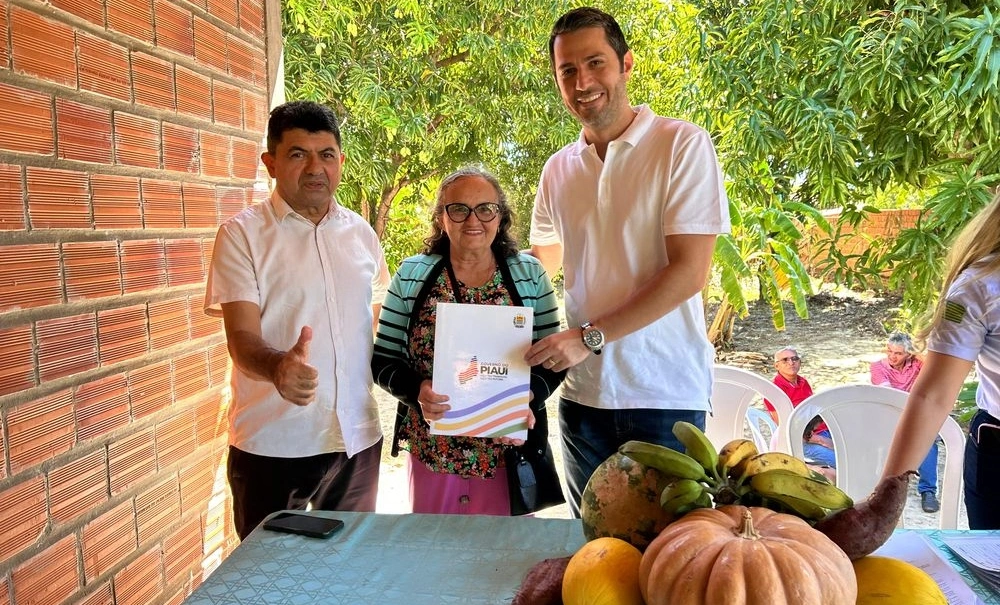 Ação beneficia 11 produtores do município