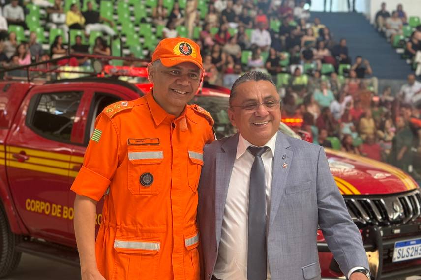 Corpo de Bombeiros do Piauí celebra 80 anos e nomeia 205 novos soldados Corpo de Bombeiros do Piauí celebra 80 anos e nomeia 205 novos soldados