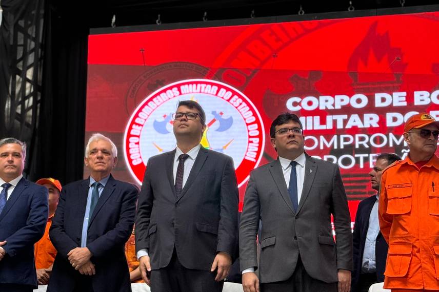 Corpo de Bombeiros do Piauí celebra 80 anos e nomeia 205 novos soldados Corpo de Bombeiros do Piauí celebra 80 anos e nomeia 205 novos soldados