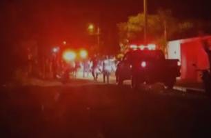 Homem é assassinado com vários tiros em frente à sua residência em José de Freitas (Foto: Reprodução) Homem é assassinado com vários tiros em frente à sua residência em José de Freitas (Foto: Reprodução)