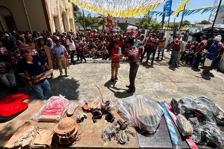 Recheada de fé e shows, Demerval Lobão comemora tradicional Festa do Vaqueiro Recheada de fé e shows, Demerval Lobão comemora tradicional Festa do Vaqueiro