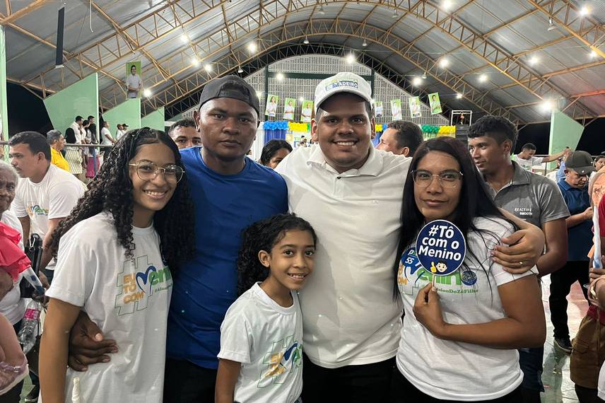 Convenção oficializa candidatura de Alandelon à Prefeitura de Madeiro Convenção oficializa candidatura de Alandelon à Prefeitura de Madeiro