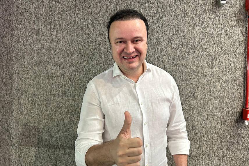 Dr. Paulo Márcio Dr. Paulo Márcio