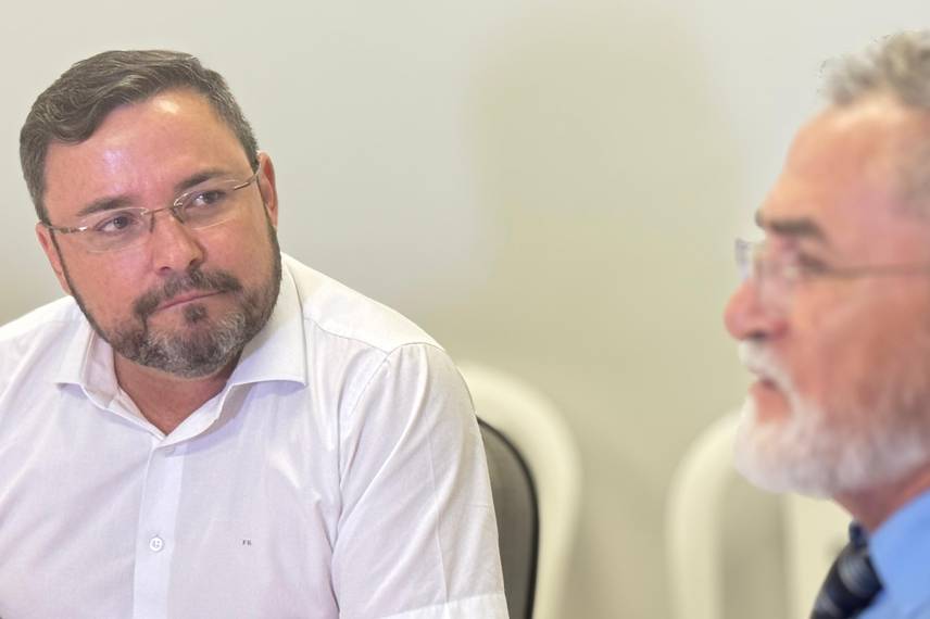 Fábio Novo visita Conselho Regional de Medicina Veterinária do Estado do Piauí Fábio Novo visita Conselho Regional de Medicina Veterinária do Estado do Piauí