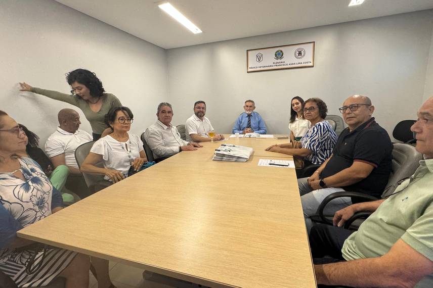 Fábio Novo visita Conselho Regional de Medicina Veterinária do Estado do Piauí Fábio Novo visita Conselho Regional de Medicina Veterinária do Estado do Piauí