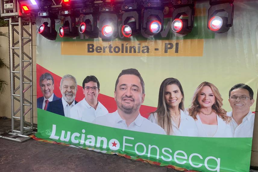 Luciano Fonseca é oficializado como candidato a prefeito de Bertolínia Luciano Fonseca é oficializado como candidato a prefeito de Bertolínia