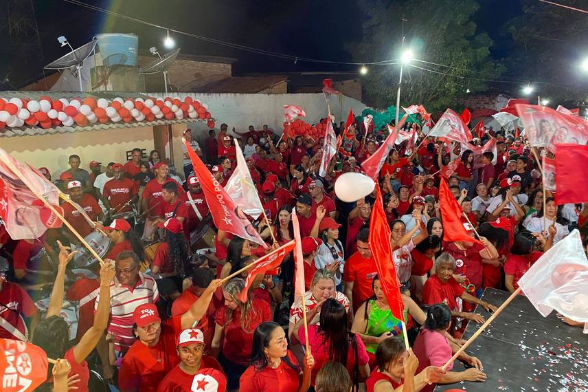 Luciano Fonseca é oficializado como candidato a prefeito de Bertolínia Luciano Fonseca é oficializado como candidato a prefeito de Bertolínia