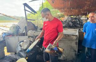 ‘Não sobrou nada’, diz comerciante após incêndio no Troca-Troca em Teresina (Foto: Tiago Moura/Conecta Piauí) ‘Não sobrou nada’, diz comerciante após incêndio no Troca-Troca em Teresina (Foto: Tiago Moura/Conecta Piauí)