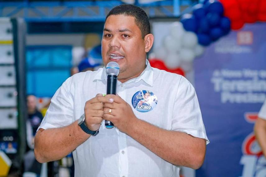 Vereador John Wallace realiza reunião com apoiadores no Parque Alvorada Vereador John Wallace realiza reunião com apoiadores no Parque Alvorada