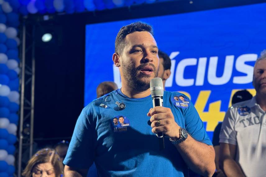 Vinicius lança candidatura a vereador de Caxias em evento com grande público Vinicius lança candidatura a vereador de Caxias em evento com grande público