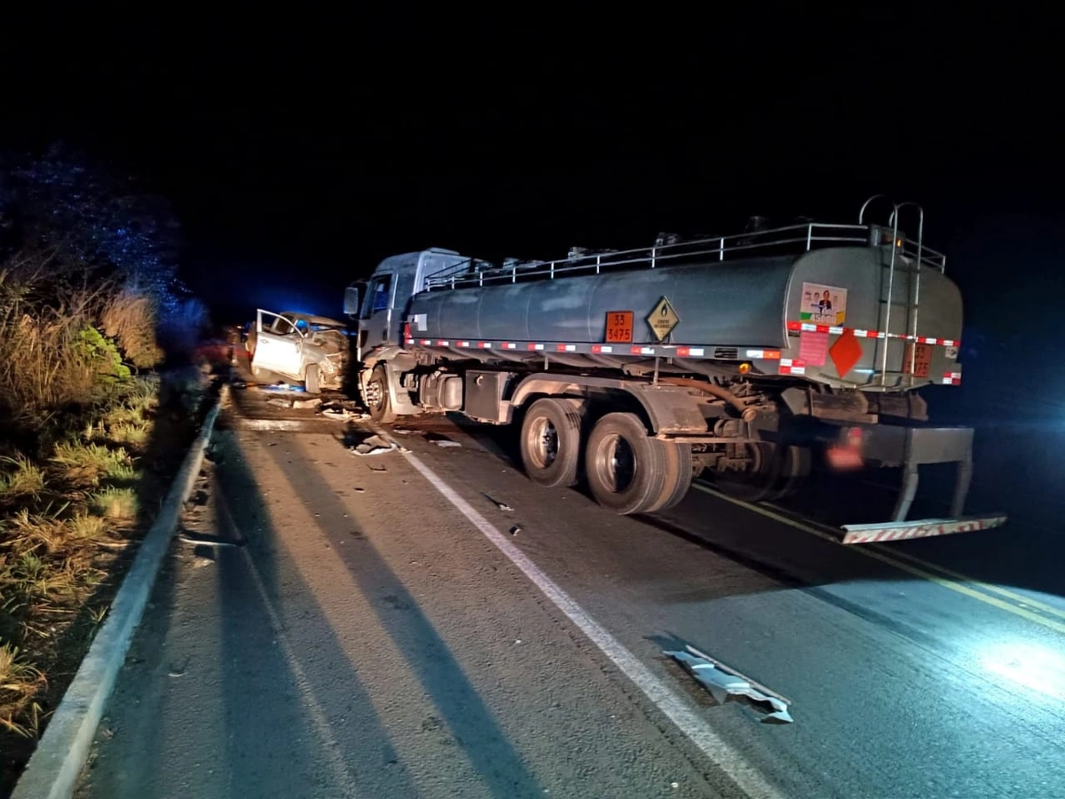 Agente da Polícia Civil Morre em Colisão Frontal na BR 343