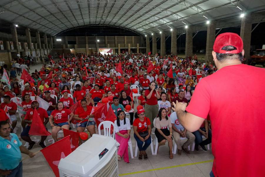 Camila Barbosa reúne mais de 800 pessoas em encontro de lideranças em Lagoa do PI