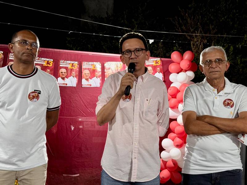 Candidato a prefeito de Ribeiro Gonçalves reúne centenas de apoiadores em Teresina