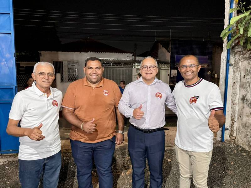 Candidato a prefeito de Ribeiro Gonçalves reúne centenas de apoiadores em Teresina