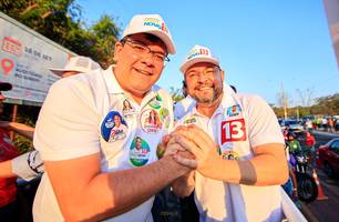 Com governador Rafael e Fábio Novo, carreata do 13 percorre a zona Norte de Teresina (Foto: Reprodução)